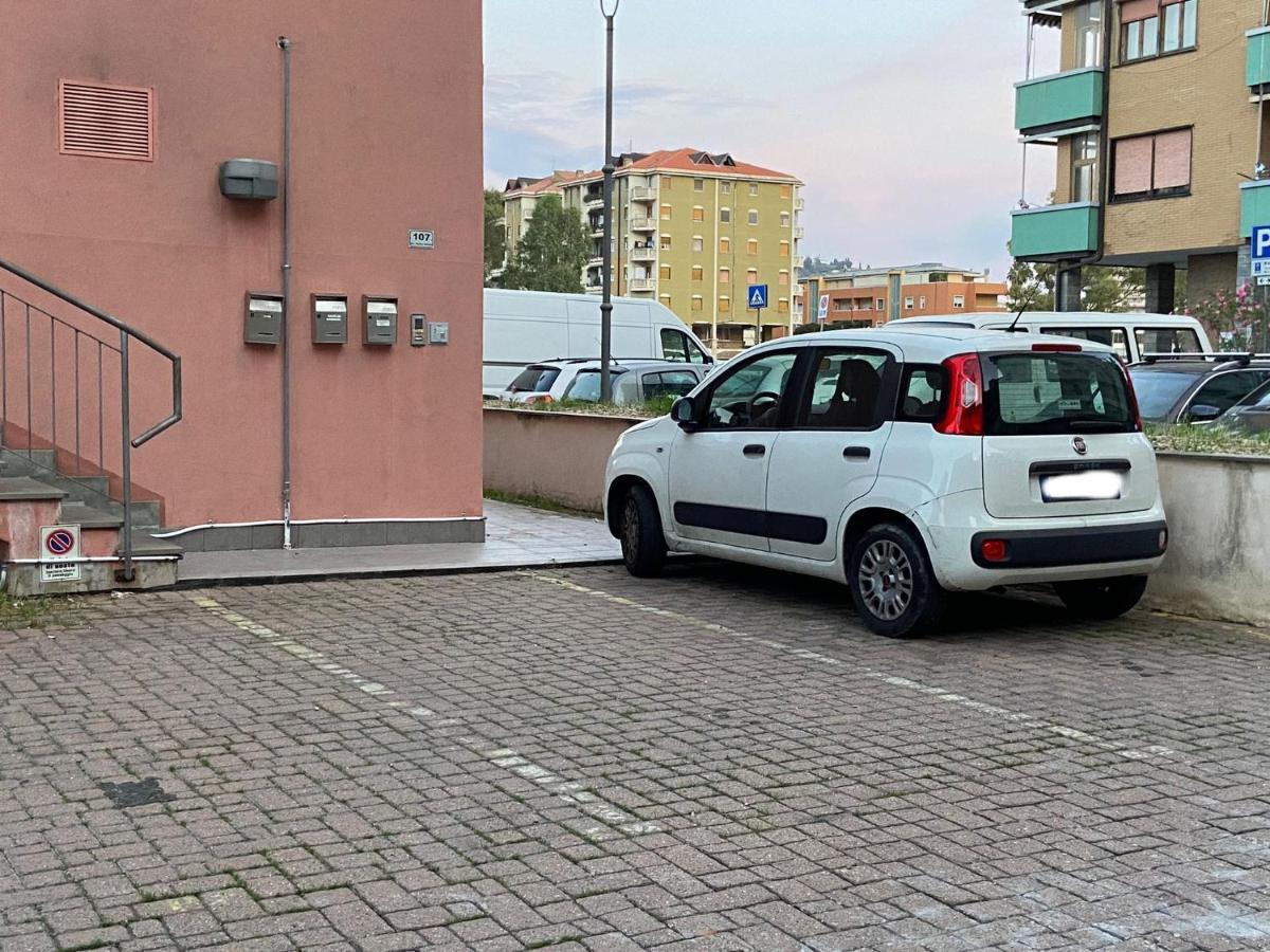 Willa Right Bank House Imperia Zewnętrze zdjęcie
